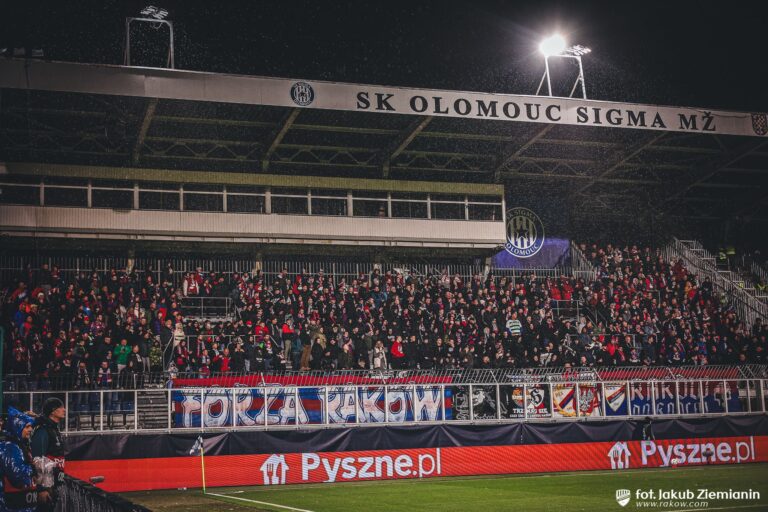 Raków Częstochowa zremisował 1:1 (0:0) z czeskim SK Sigma Ołomuniec w wyjazdowym meczu 2. kolejki fazy ligowej Ligi Konferencji
